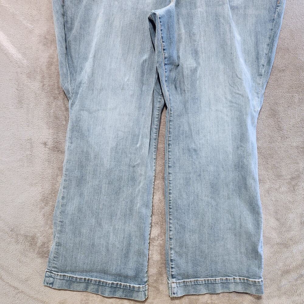 Torrid Womens Light Wash Denim Wide Leg Jeans Size 30R Minimalist Casual Basic - Picture 3 of 14